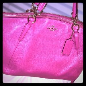 Coach pink Kelsey crossbody like new